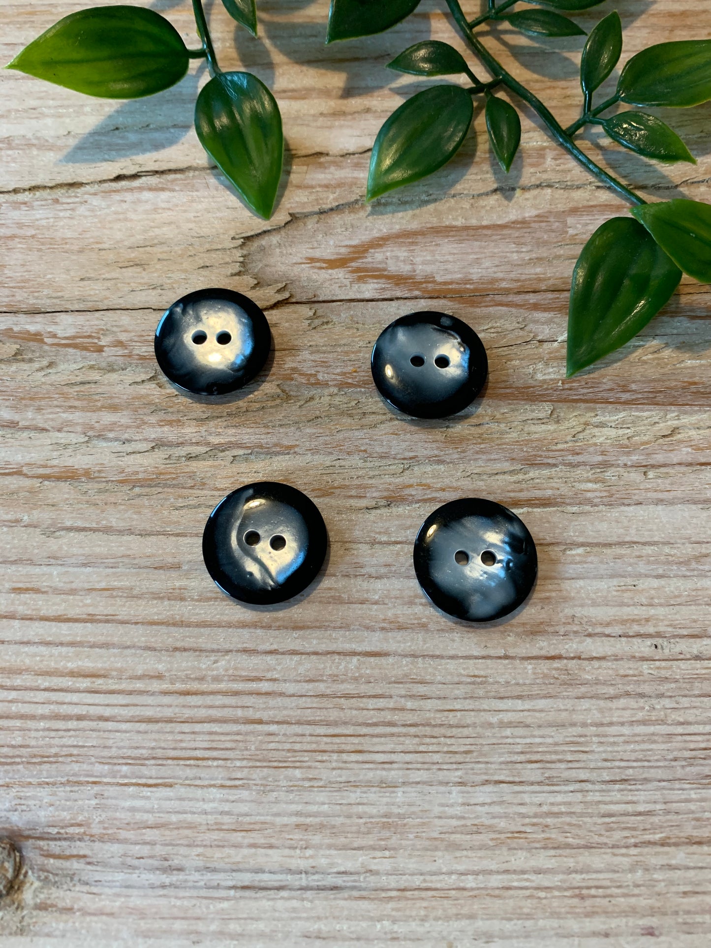 Knapper m/ glans 20mm 🖤