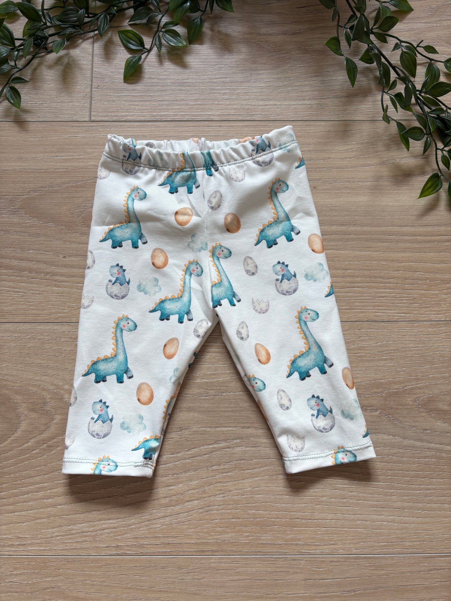 Leggings m/ mint dino, str 50/56 🦕