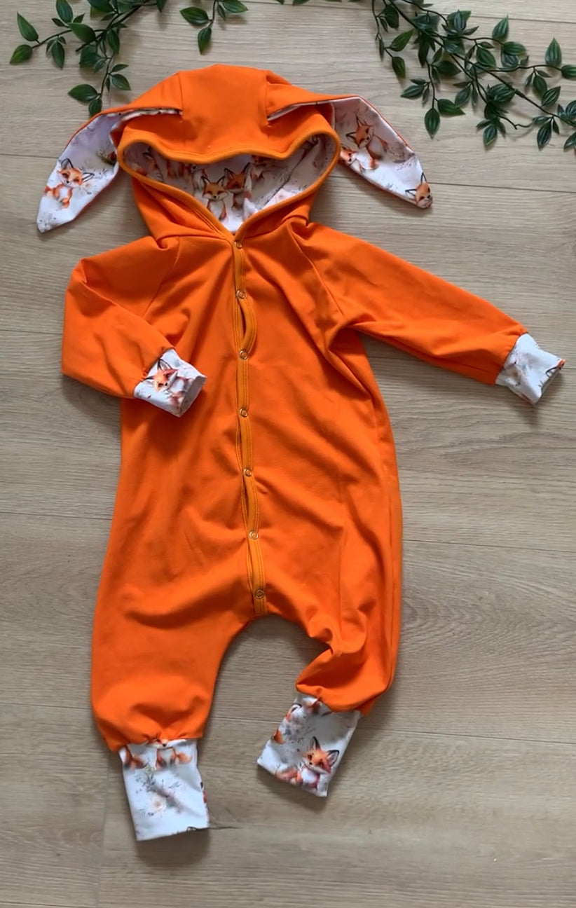 Kanindragt m/ akvarel ræve, str 74 🦊