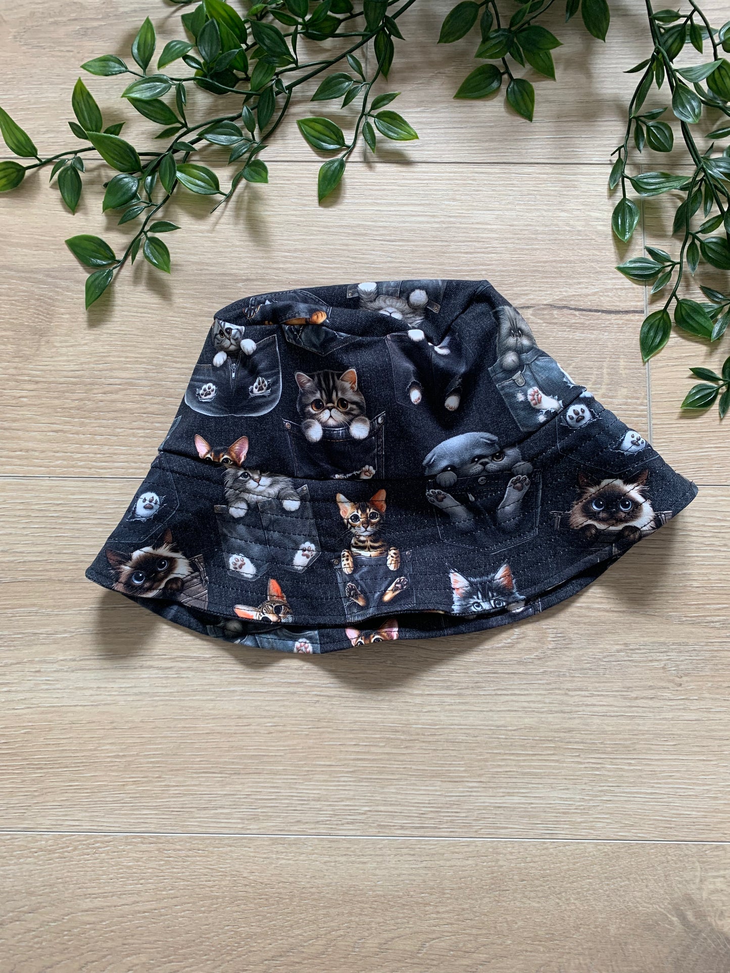 Bøllehat m/ katte, str 98 🐈⬛