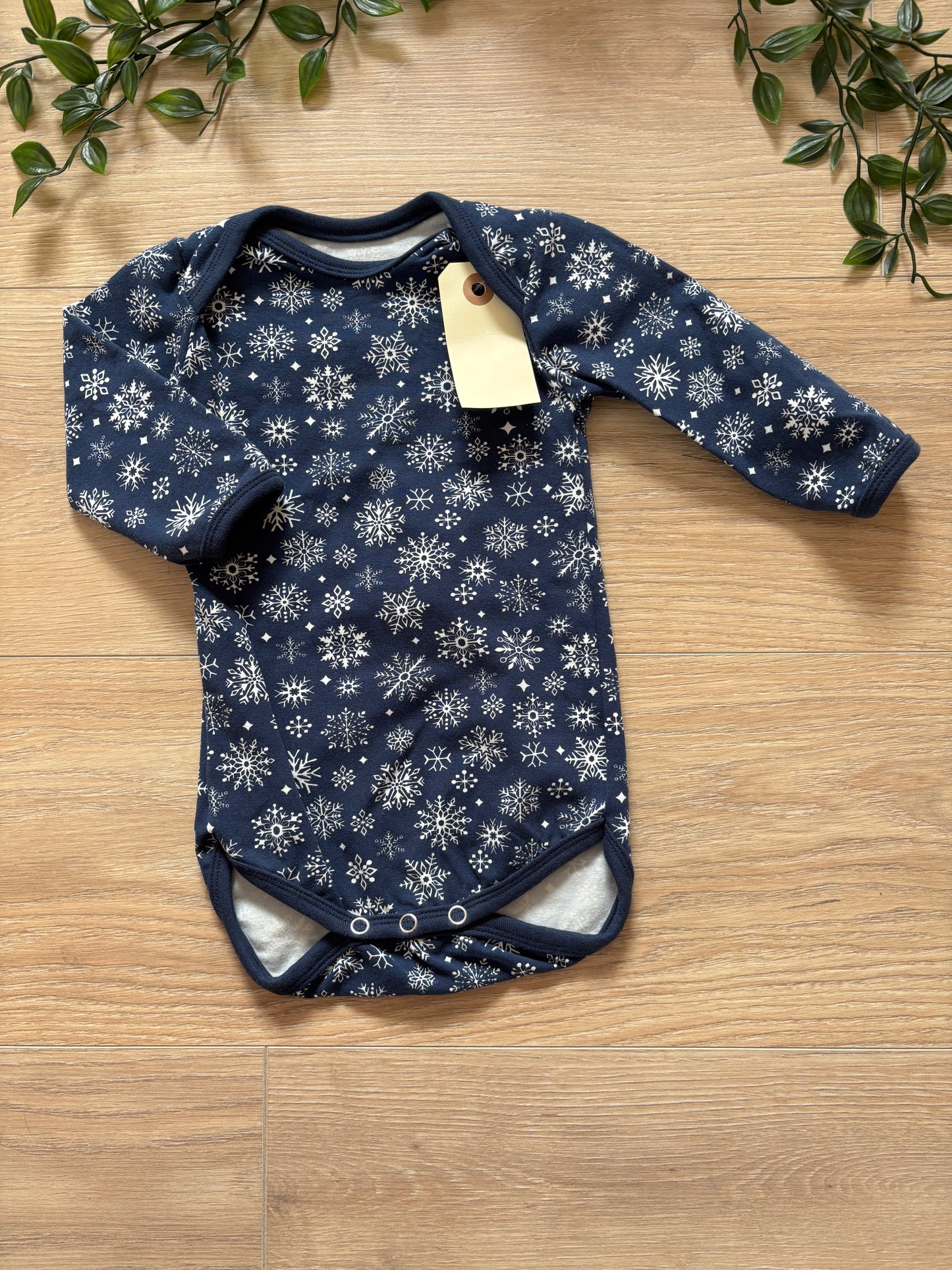 Body m/ snefnug, str 62 ❄️