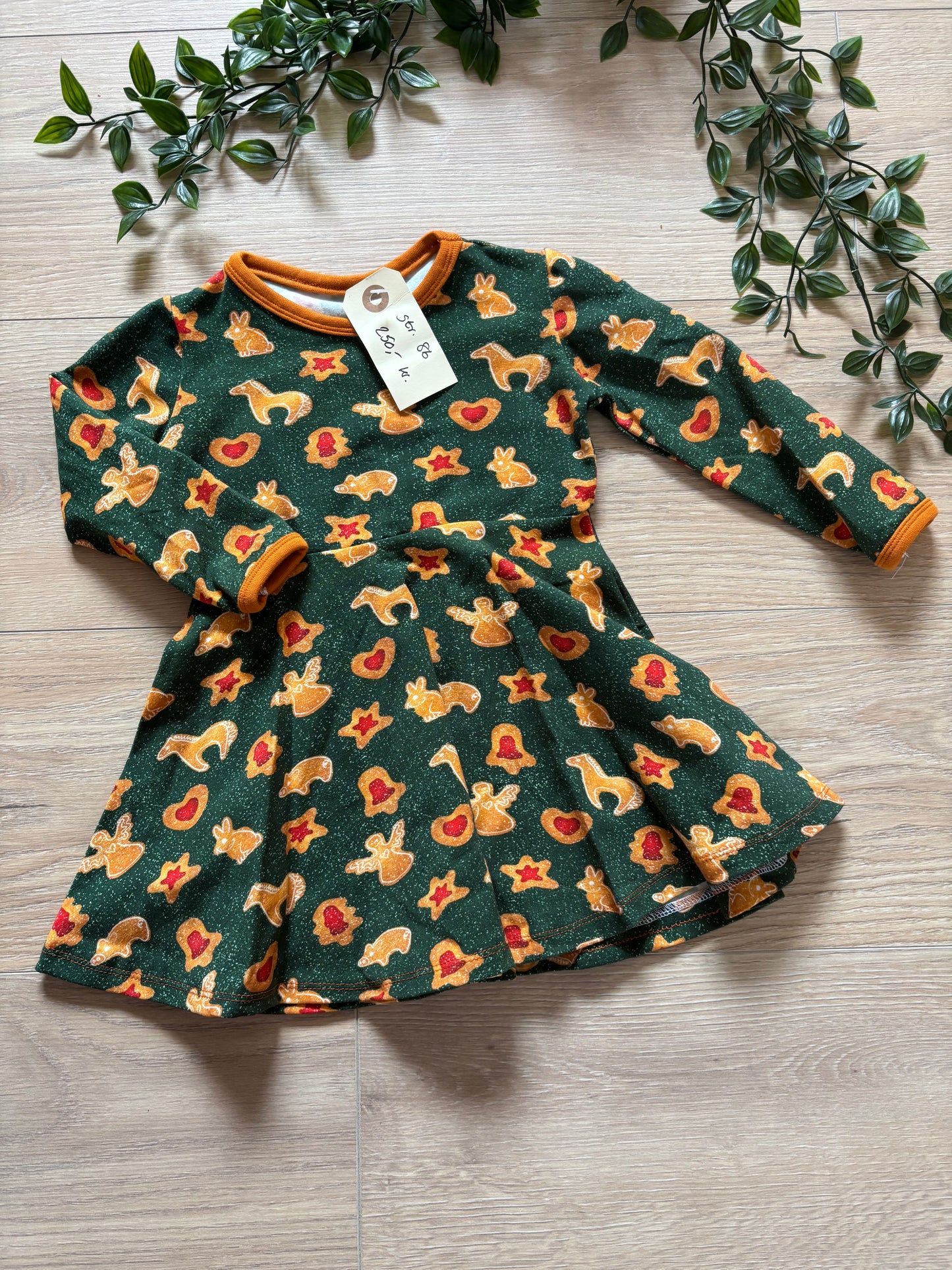 Kjole m/ småkager, str 86 🎄