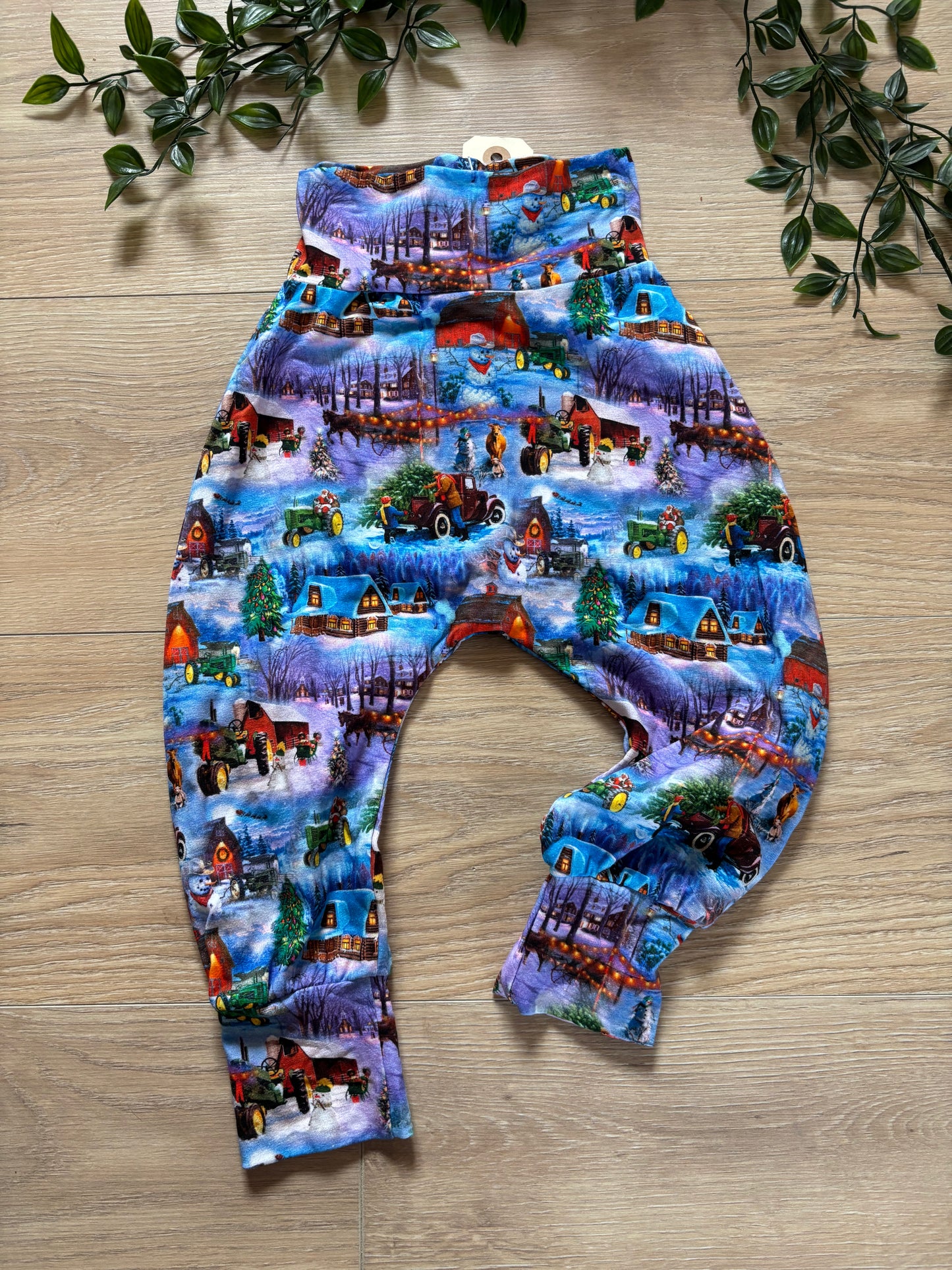 Bukser m/ jule landskab, str 86/92 🎄