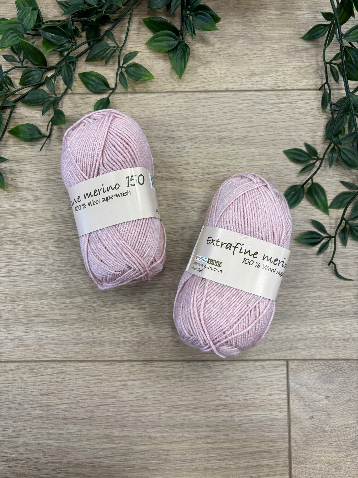 Extrafine merino uld 150, lyserød 🧶