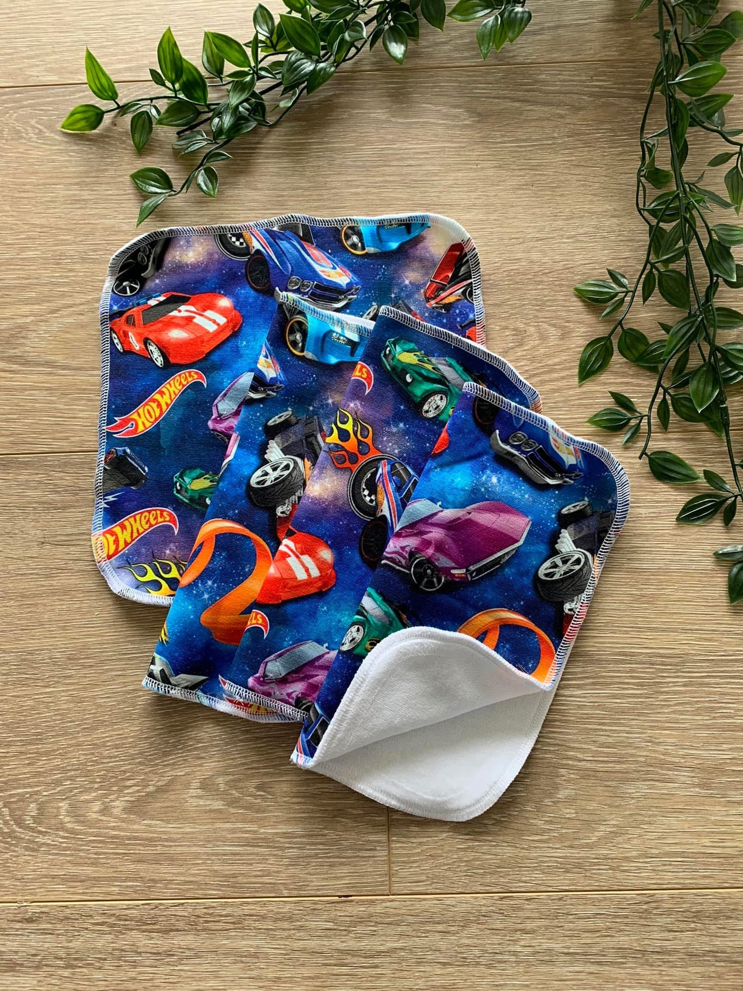 Vaskeklud m/ racerbiler 😍