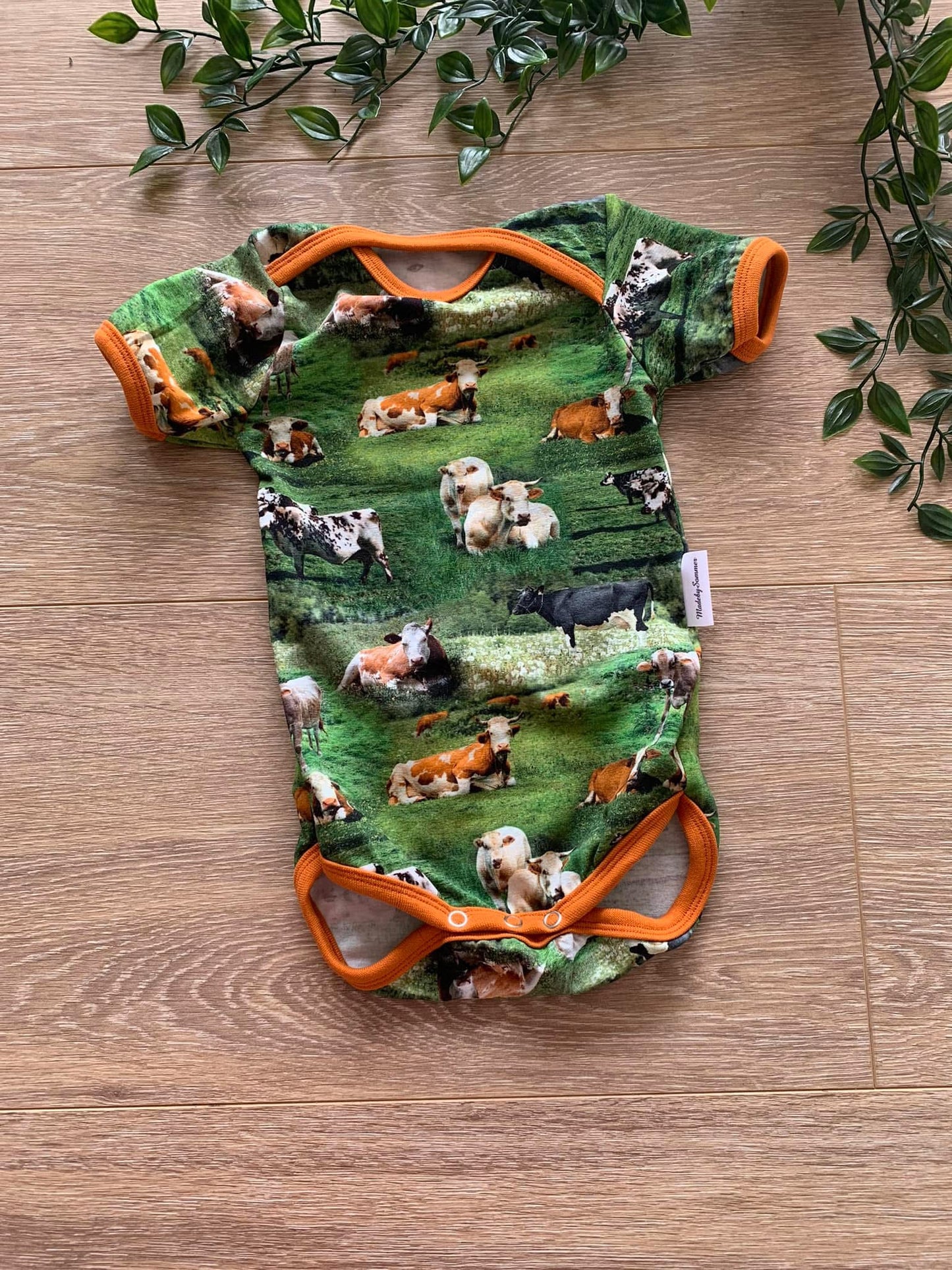 Body m/ køer, str 62 🐮