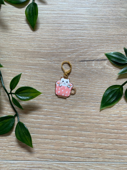 Maskemarkør, kat i hvid prikket kop 🌸