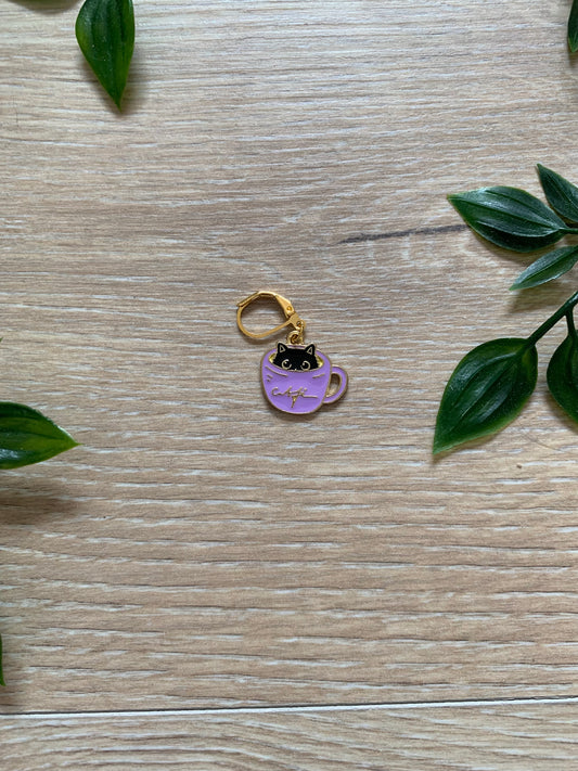 Maskemarkør, sort kat i lilla kop 💜