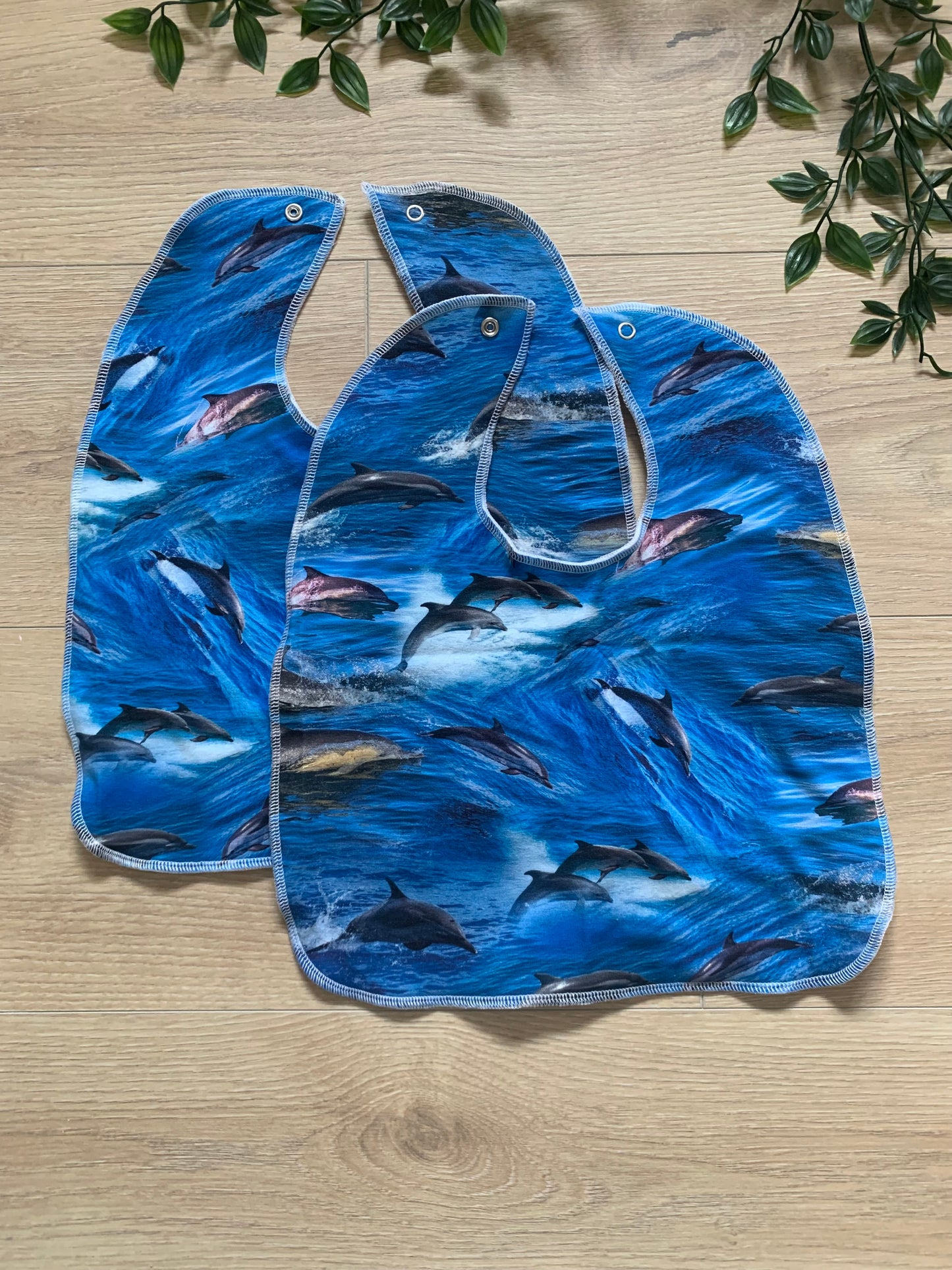 Spisesmæk lille m/ delfiner 💙