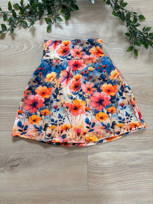 Nederdel m/ blomster, str 98/104 🌸