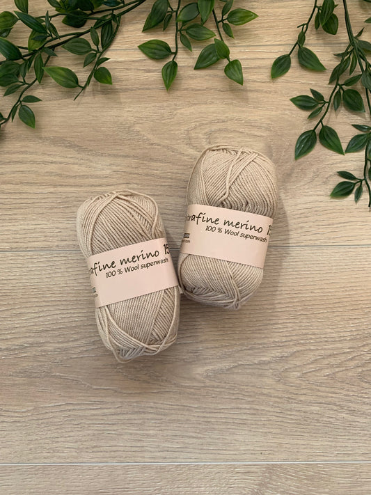 Extrafine merino uld 150 Beige 🤎