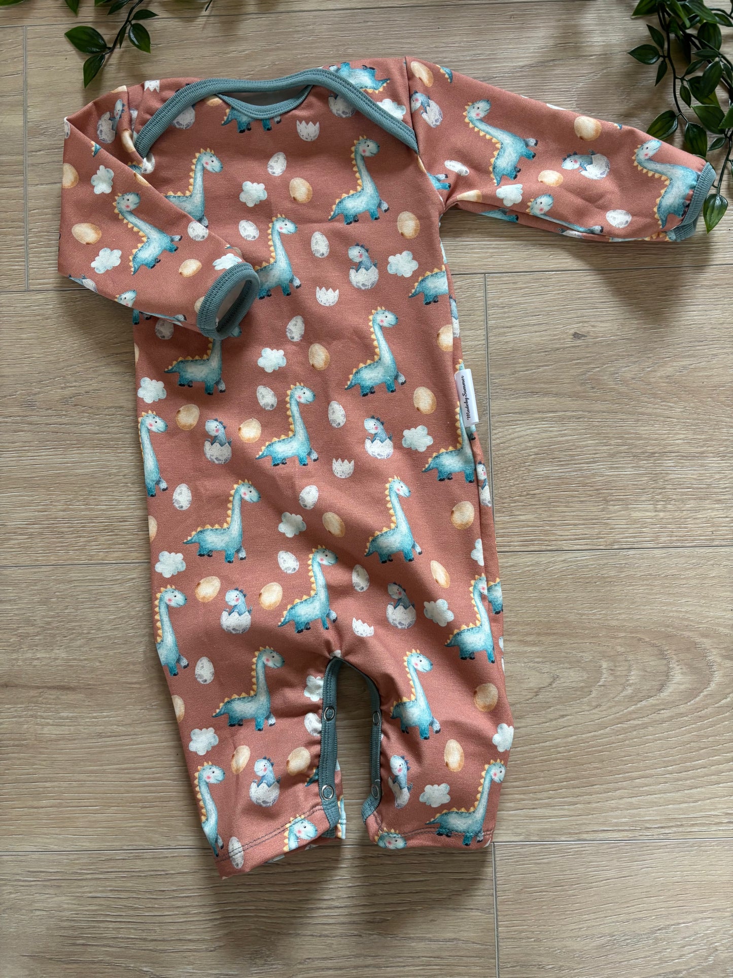 Heldragt m/ små mint dinoer, str 62 🦕