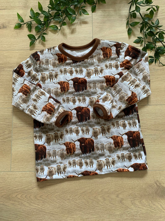 Trøje m/ skotse køer, str 92/98 🐑