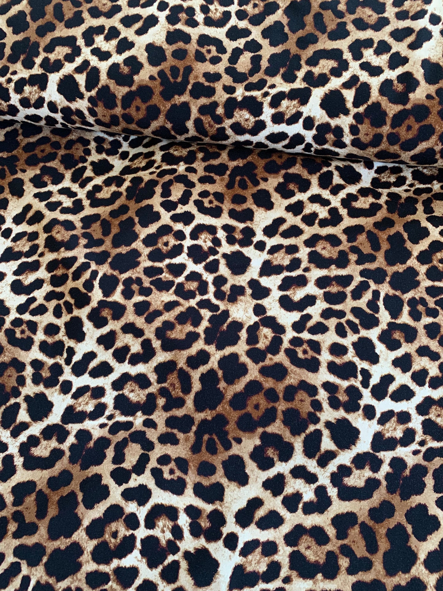 Bomulds jersey m/ leopard 🐆