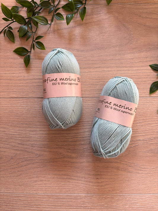 Extrafine merino uld 150, støvet lyseblå ✂️