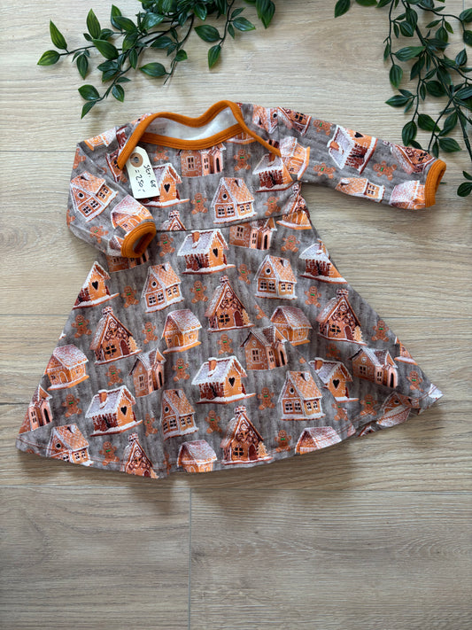 Bodykjole m/ jule småkage huse, str 68 🎄