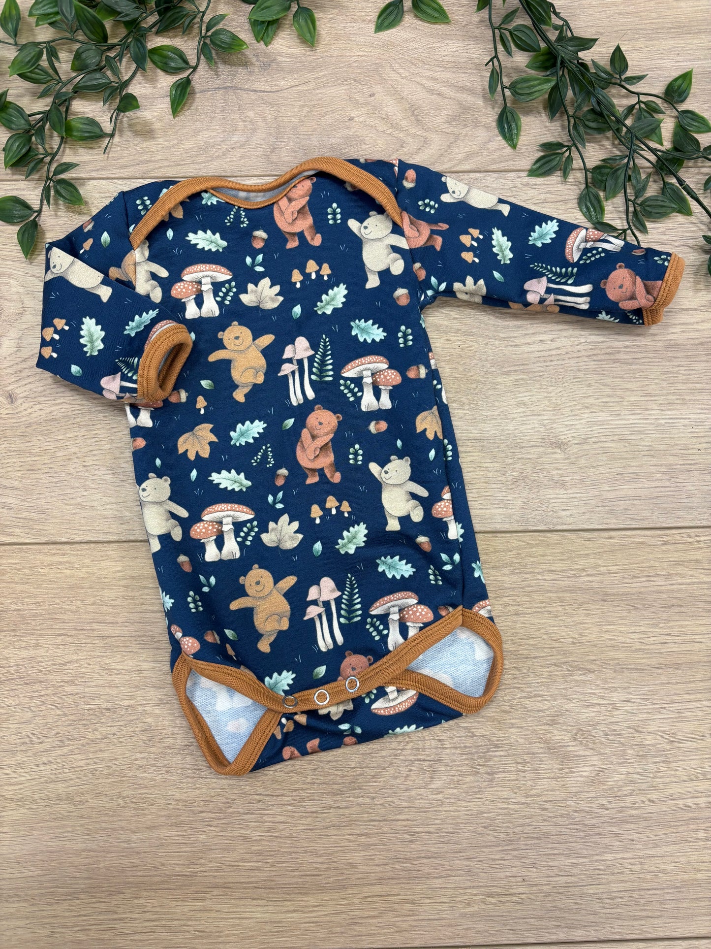 Body m/ efterårs bamse, str 56 🧸