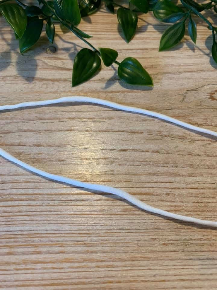 Blød tynd hvid elastik 🕊️