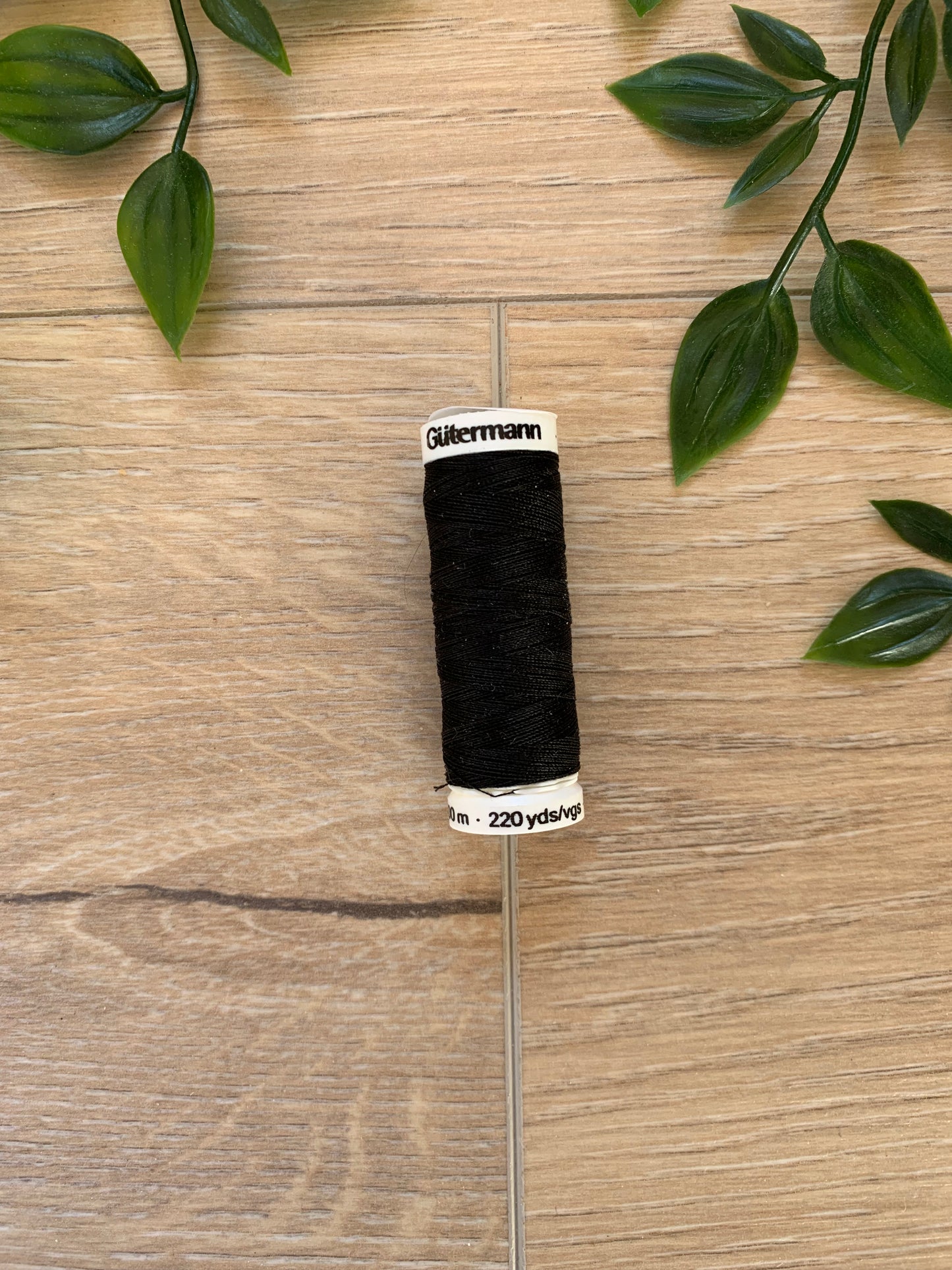 Sytråd sort 200mtr 🖤