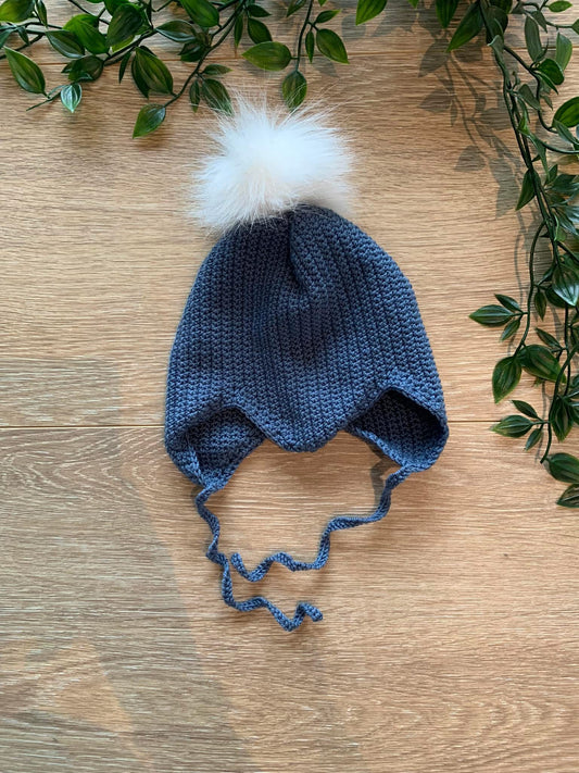 Djævlehue i jeans blå m/ kvast, str 3-9 mdr 💙
